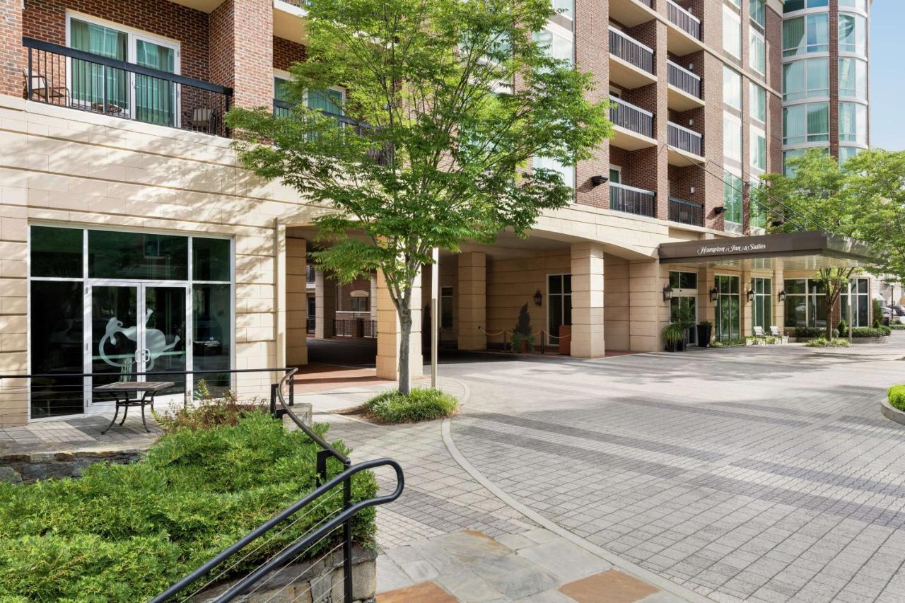Hampton Inn & Suites Greenville-Downtown-Riverplace Exterior photo
